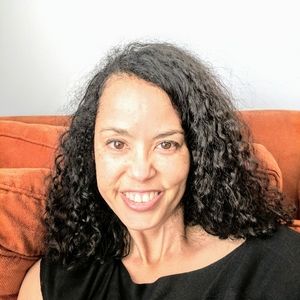 Meet your Posher, Kristen noelle